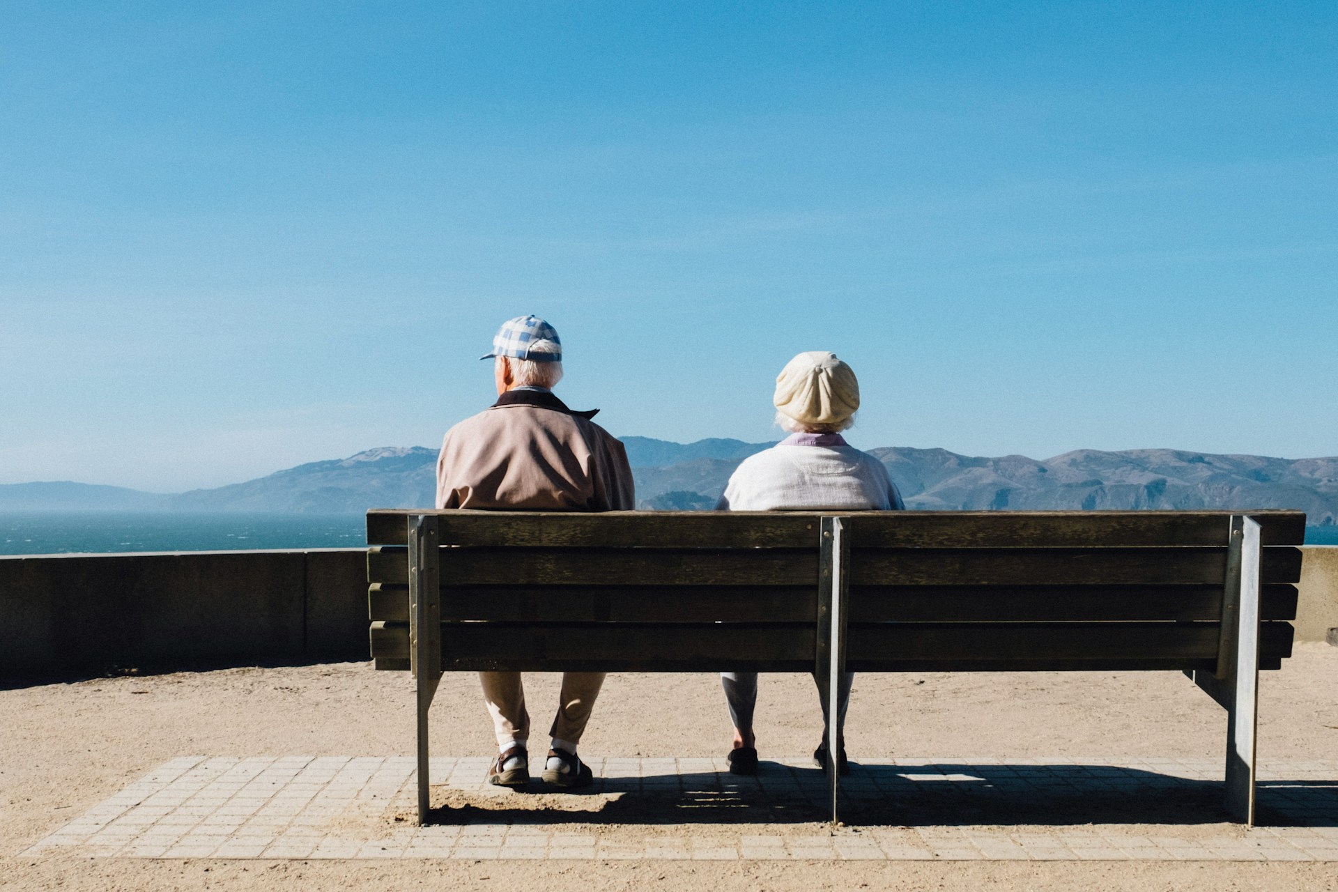 Grey Divorce in Ontario: Legal, Financial, and Emotional Considerations for Couples Over 50